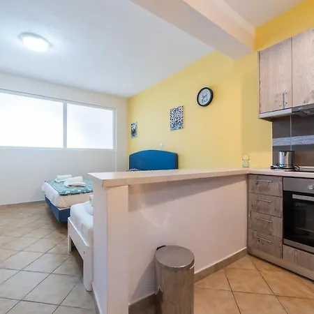 דירה Rooms Kavala Apartments *